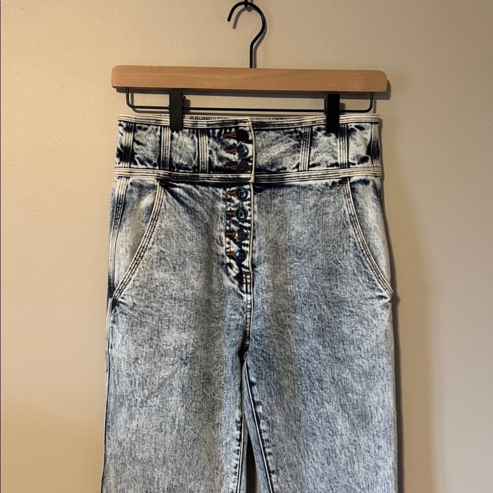 Ulla Johnson Ellis Acid Wash High Rise Cropped Jeans - Picture 5 of 10